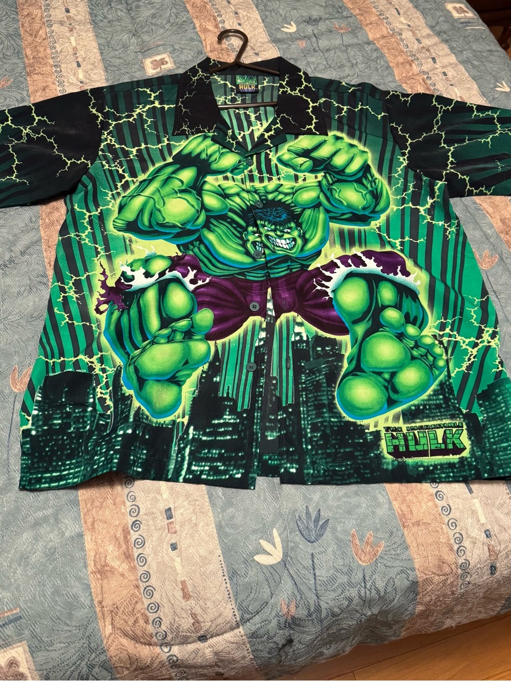 Marvel The Hulk Green Graphic Button-Down Shirt